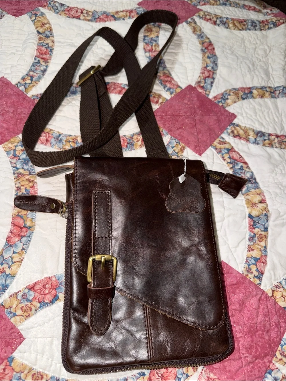 Men’s Leather Messenger Bag adjustable strap